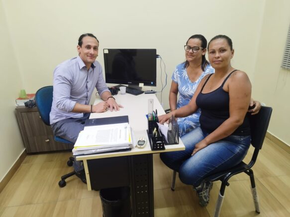 SINDPMC OFERECE ASSISTÊNCIA JURÍDICA A MÃES DE ALUNOS E ALUNAS AUTISTAS OU COM DEFICIÊNCIA
